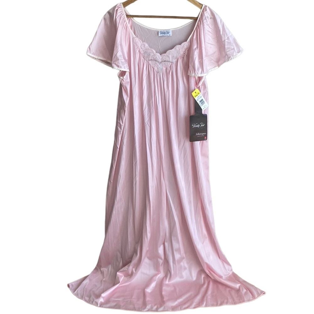 Vanity Fair Vintage Full Length Nightgown Deadstock Pastel Pink M
